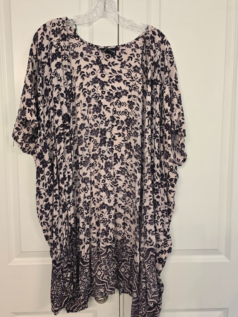 Angie Floral Print Tunic Size L – Black & Blush